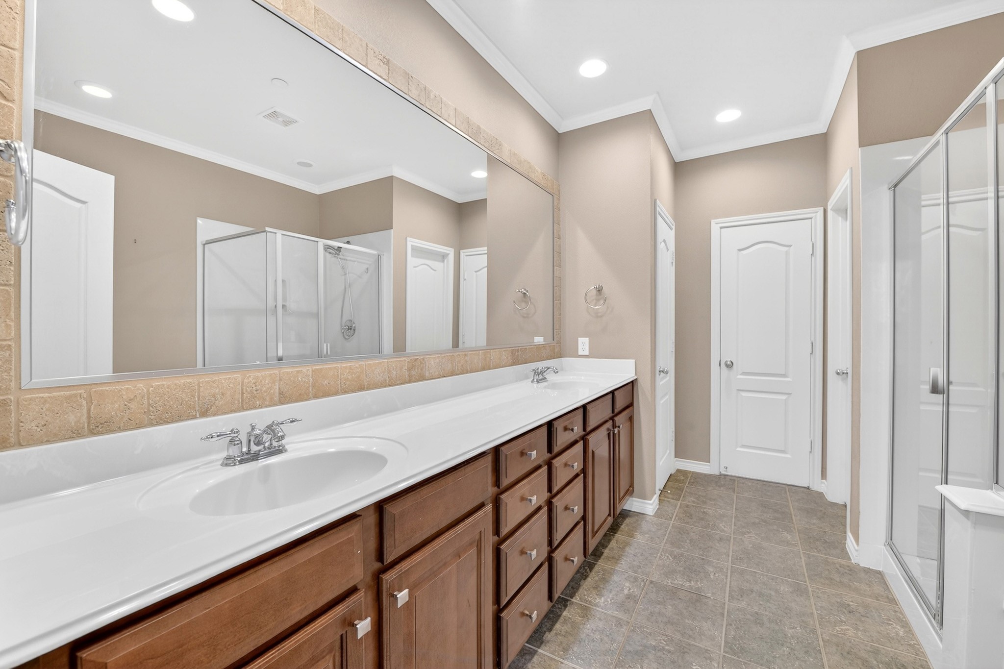 5026 Calloway Drive Addison TX 75001