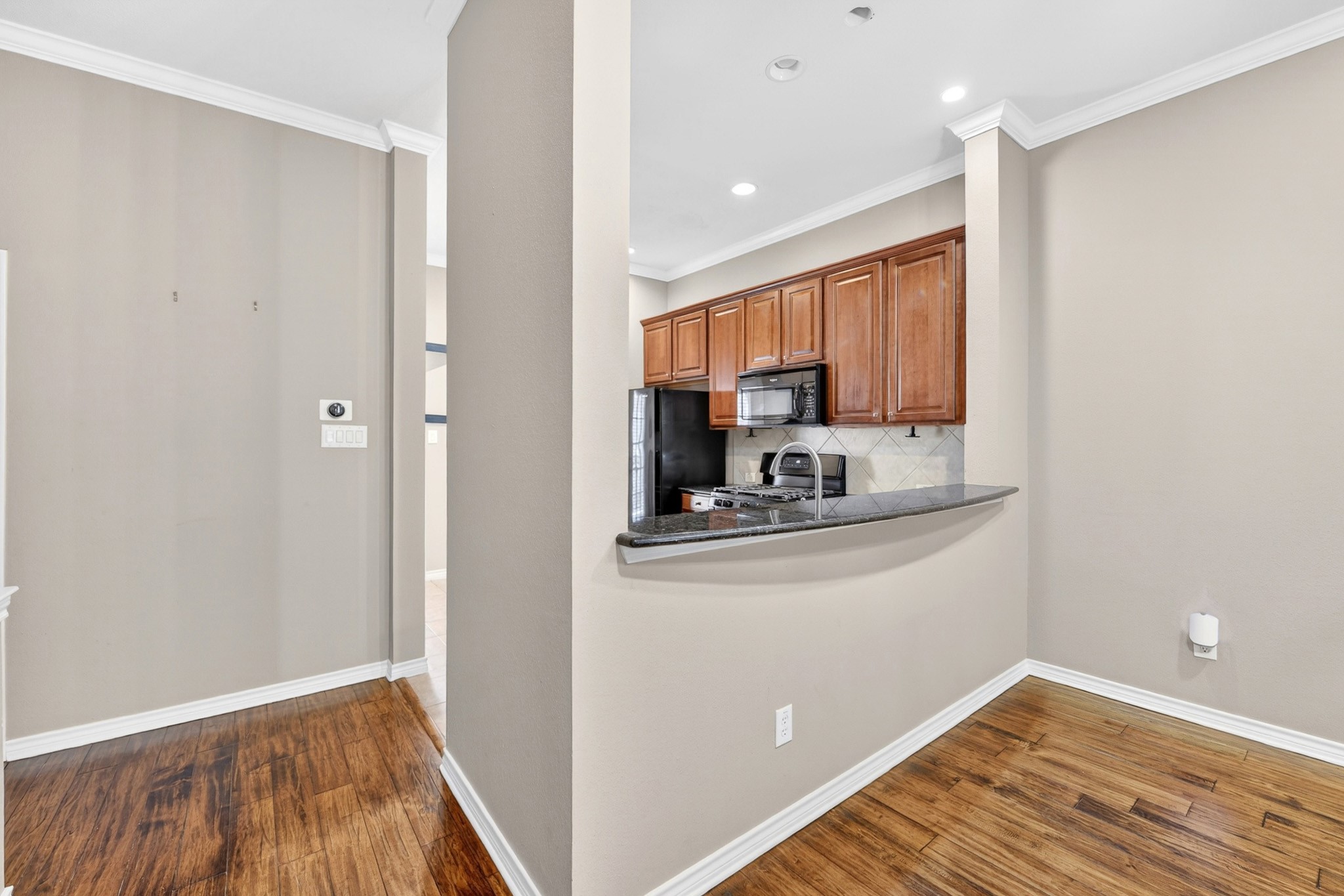 5026 Calloway Drive Addison TX 75001