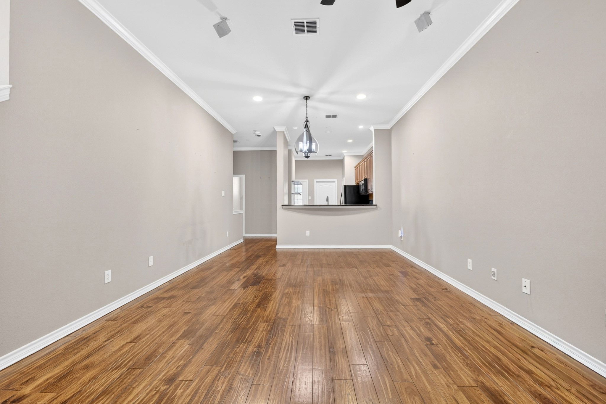 5026 Calloway Drive Addison TX 75001