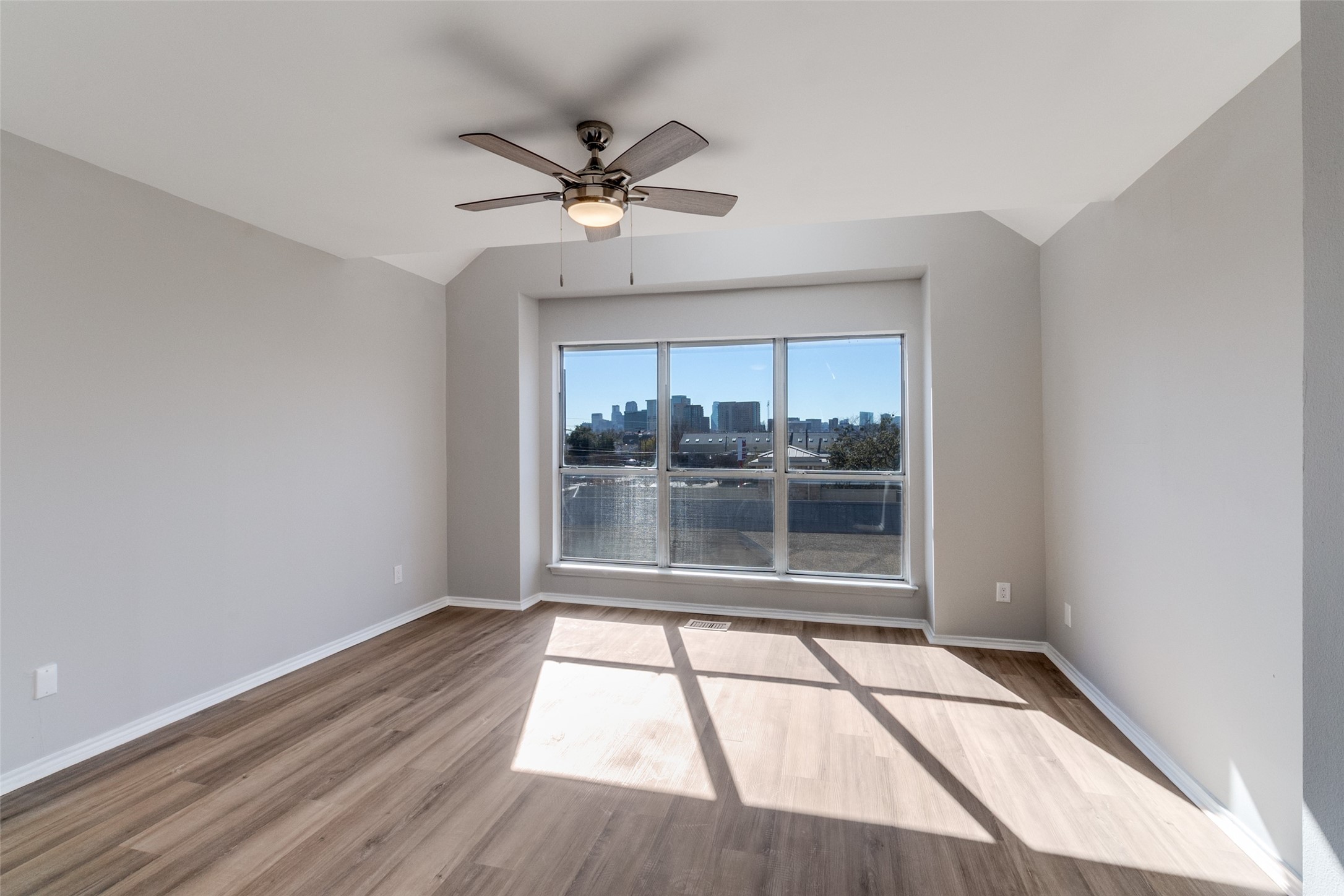 4221 Cole Avenue Dallas TX 75205