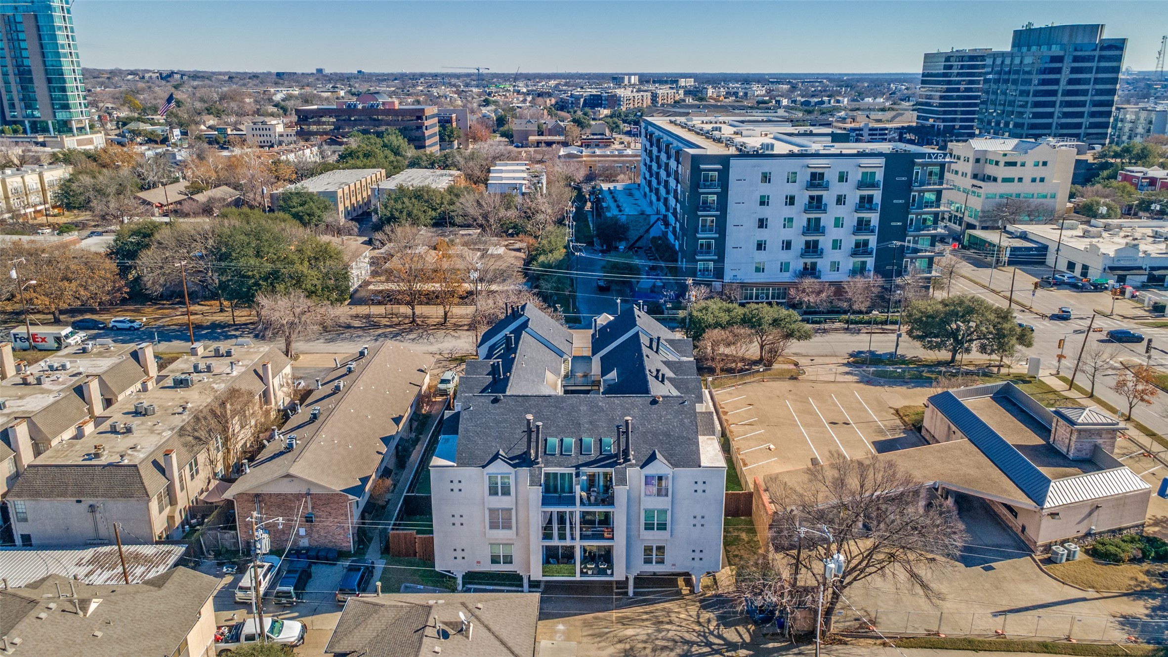 4221 Cole Avenue Dallas TX 75205