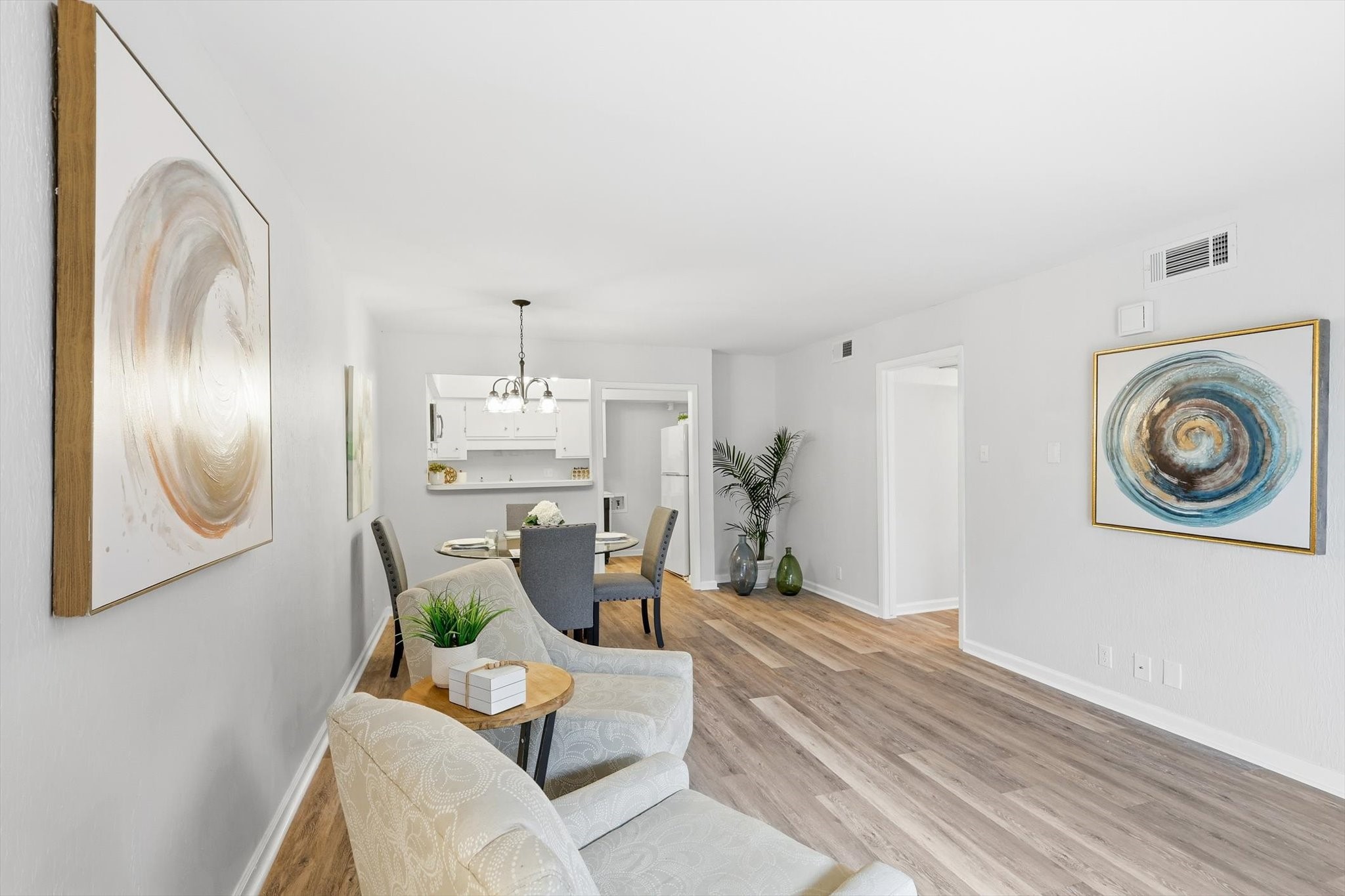5323 Fleetwood Oaks Avenue Dallas TX 75235
