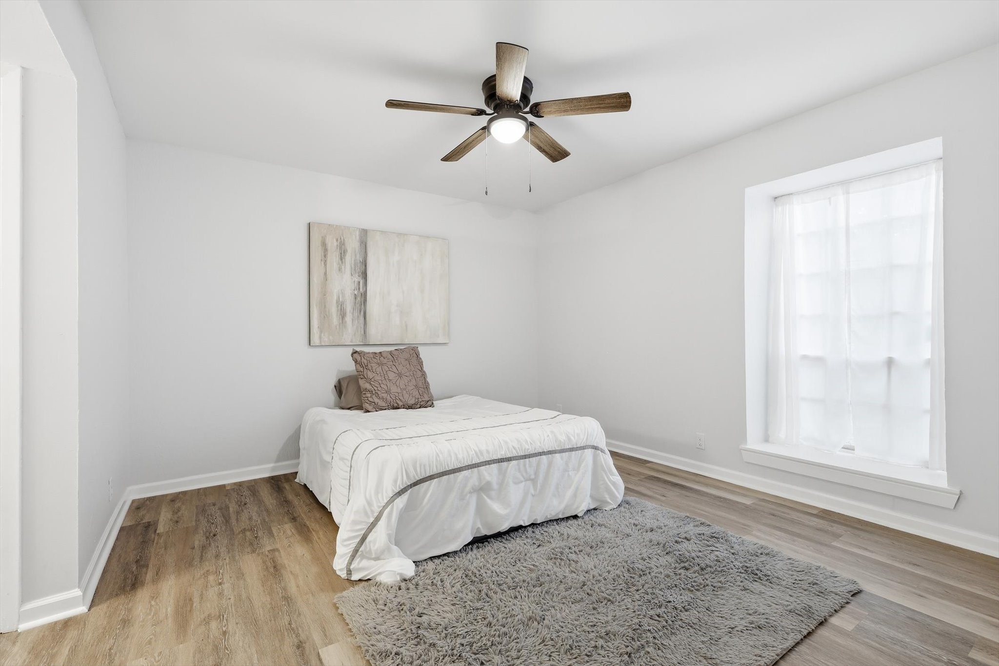 5323 Fleetwood Oaks Avenue Dallas TX 75235