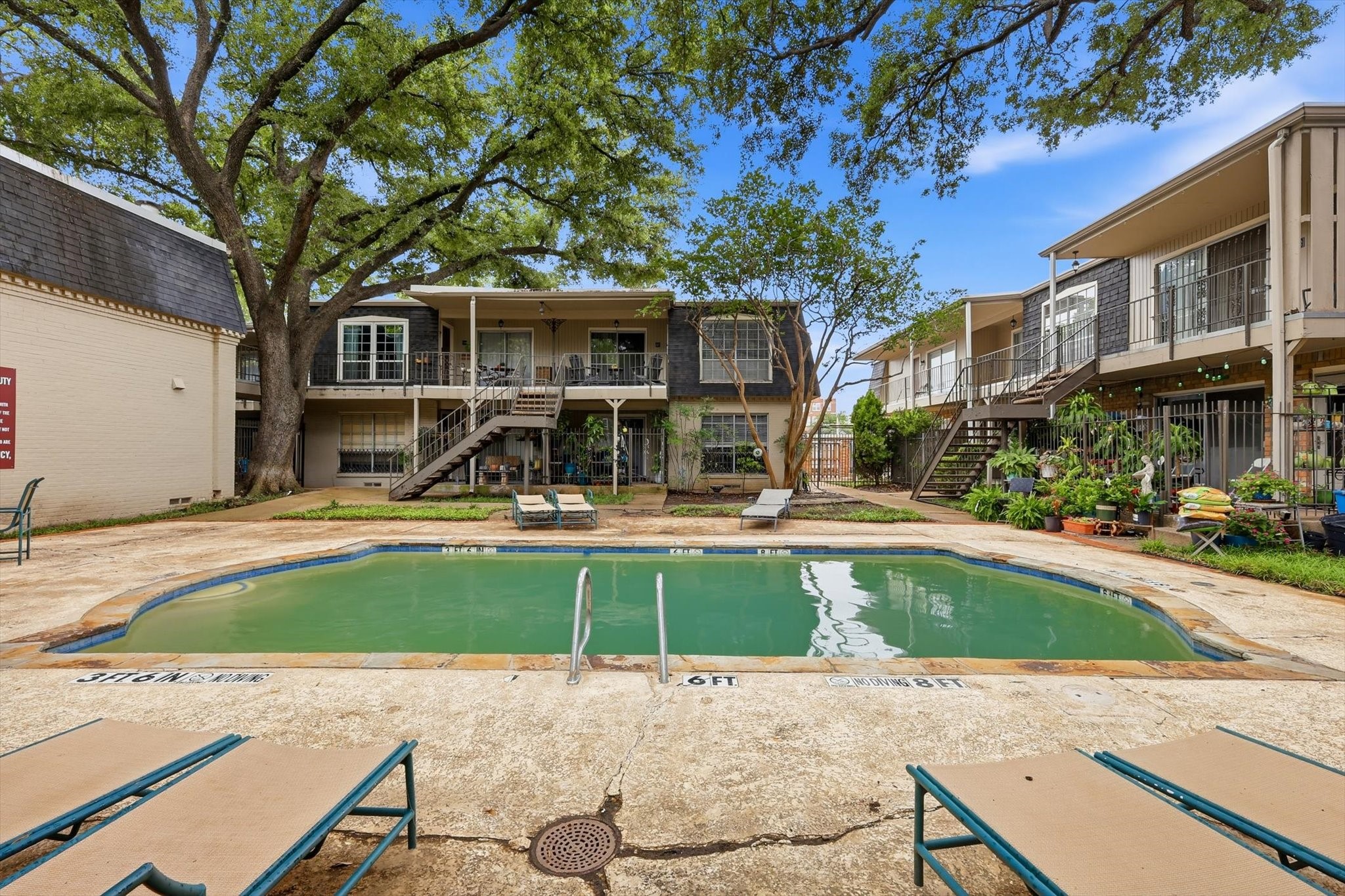 5323 Fleetwood Oaks Avenue Dallas TX 75235