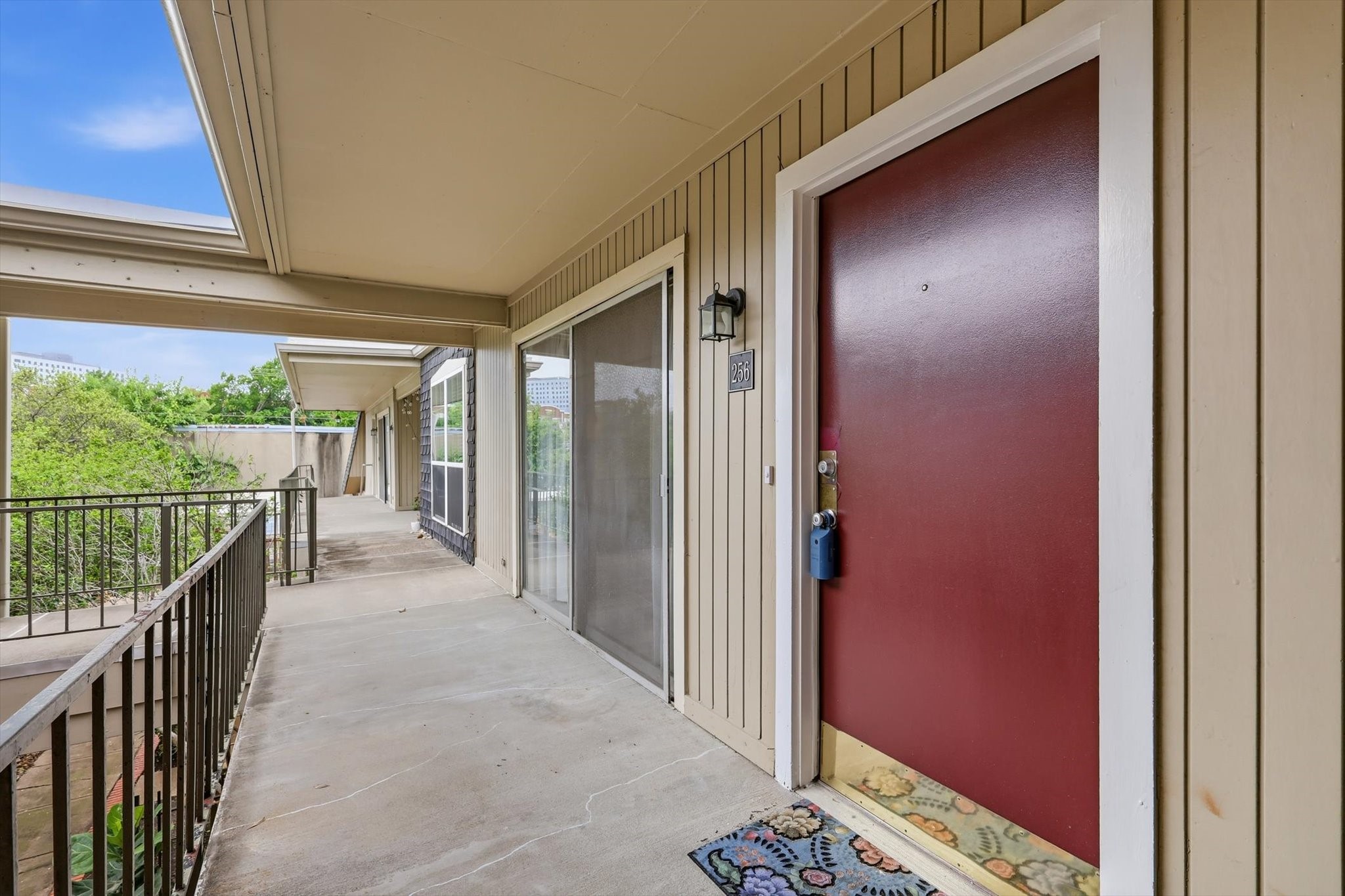 5323 Fleetwood Oaks Avenue Dallas TX 75235