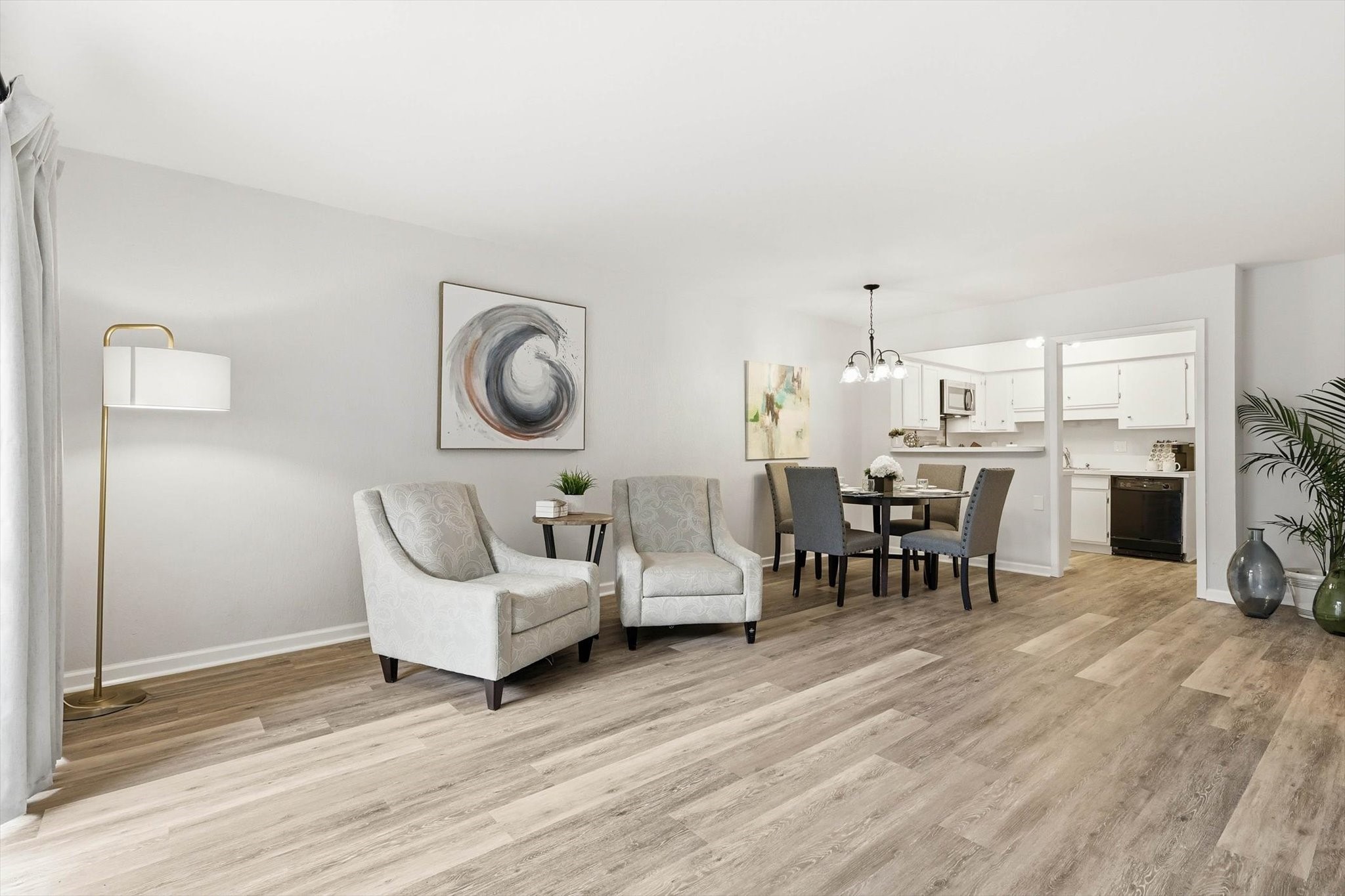 5323 Fleetwood Oaks Avenue Dallas TX 75235