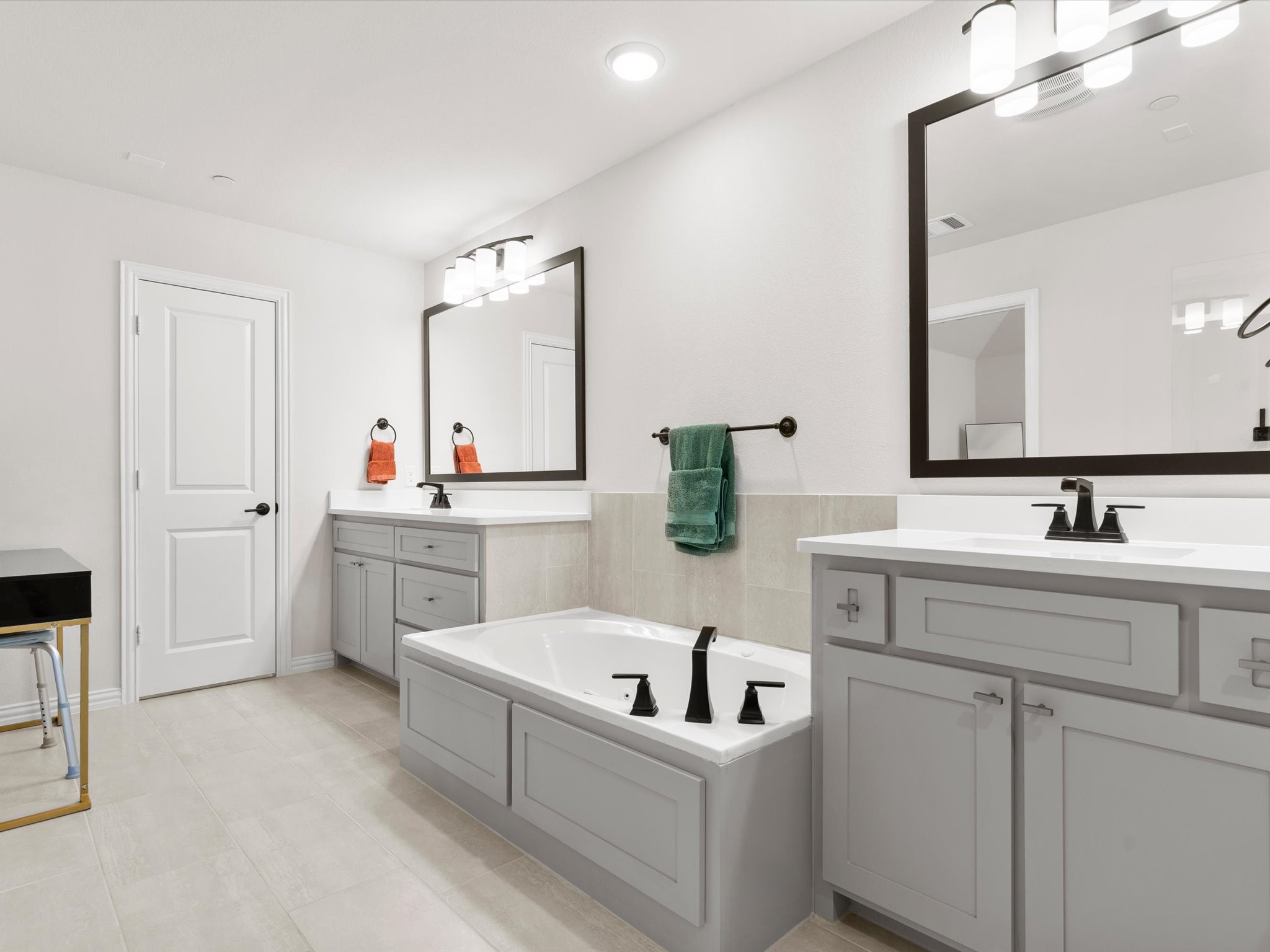 1888 Melinda Lane Farmers Branch TX 75234