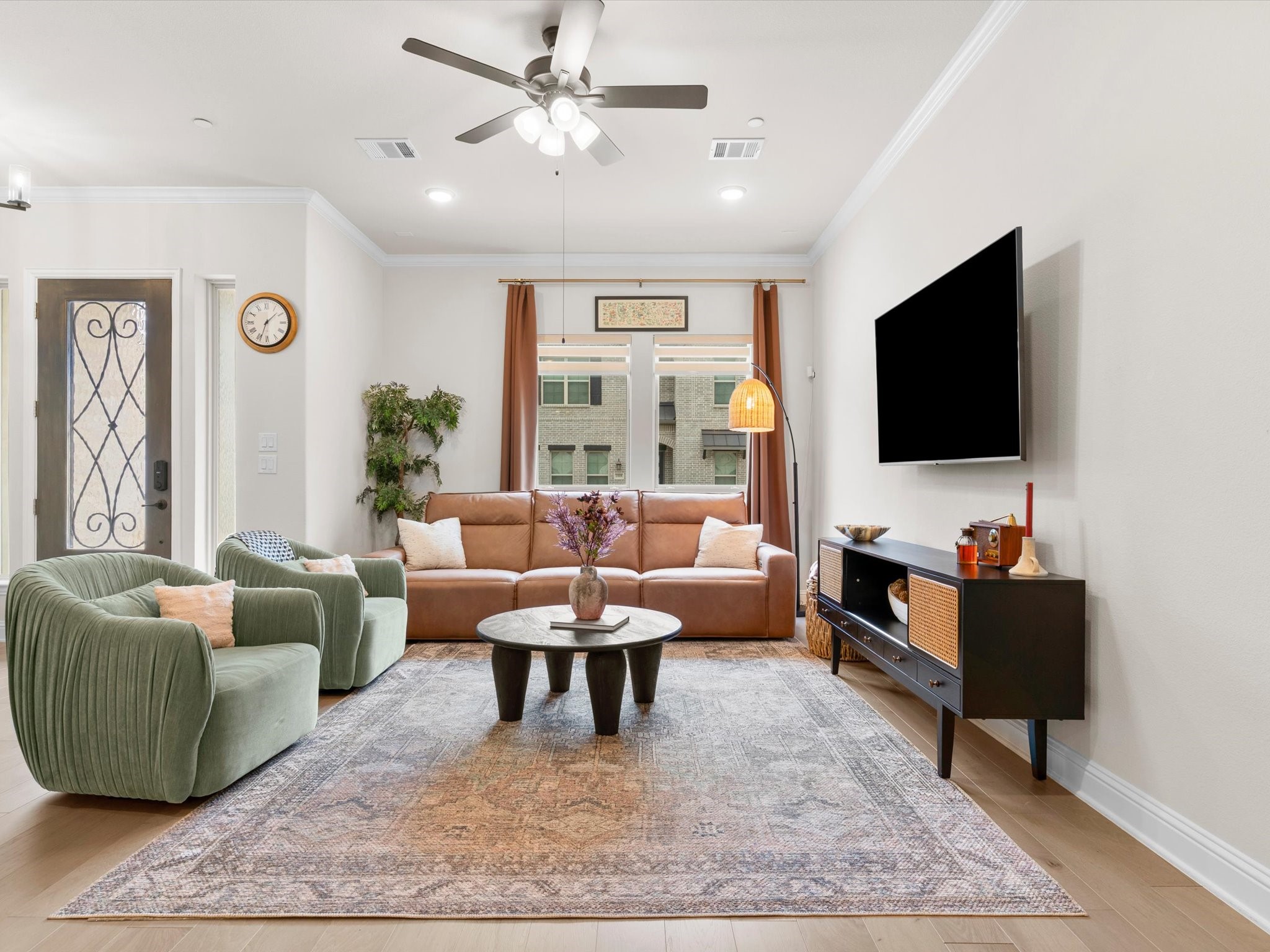 1888 Melinda Lane Farmers Branch TX 75234
