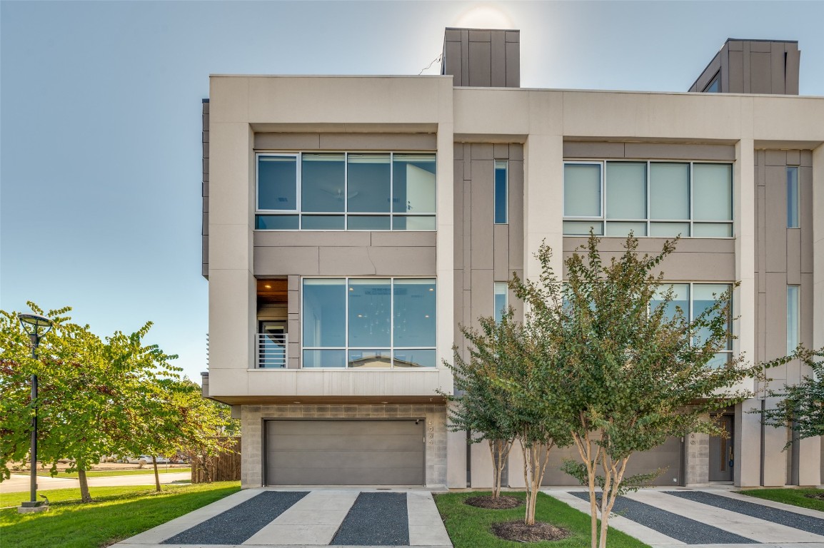 4986 Fuqua Street Dallas TX 75206