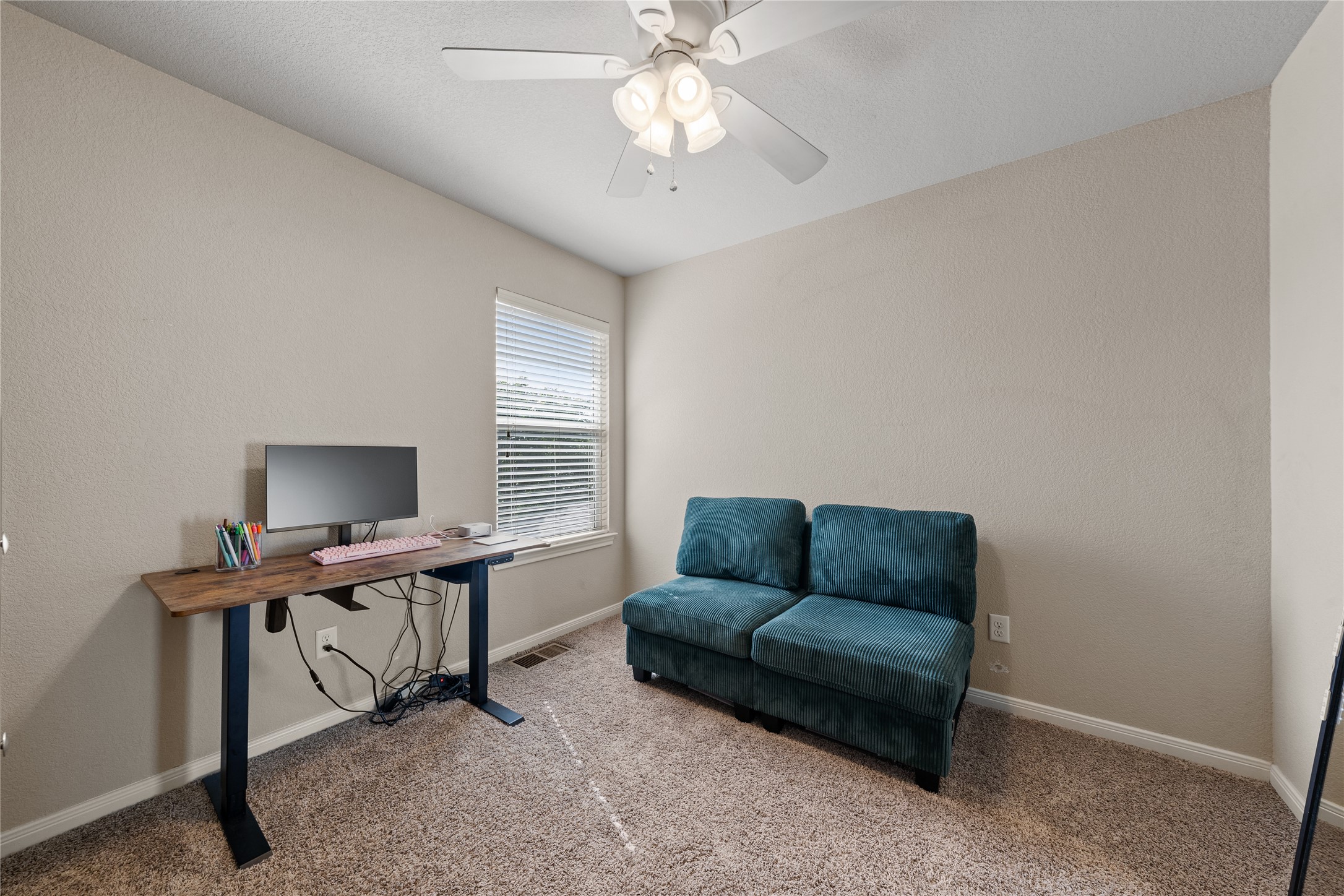 713 Park Street Mcgregor TX 76657