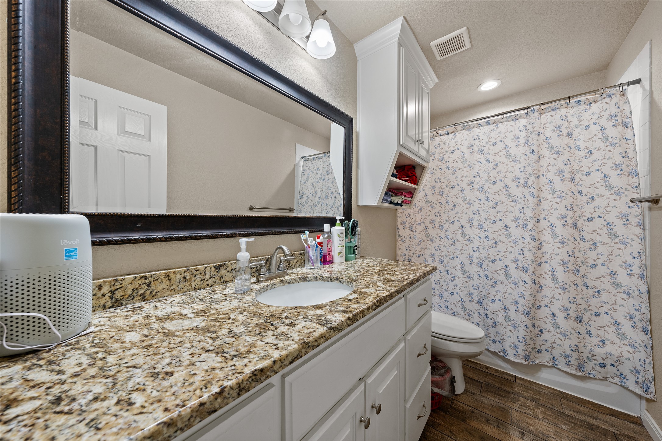 713 Park Street Mcgregor TX 76657