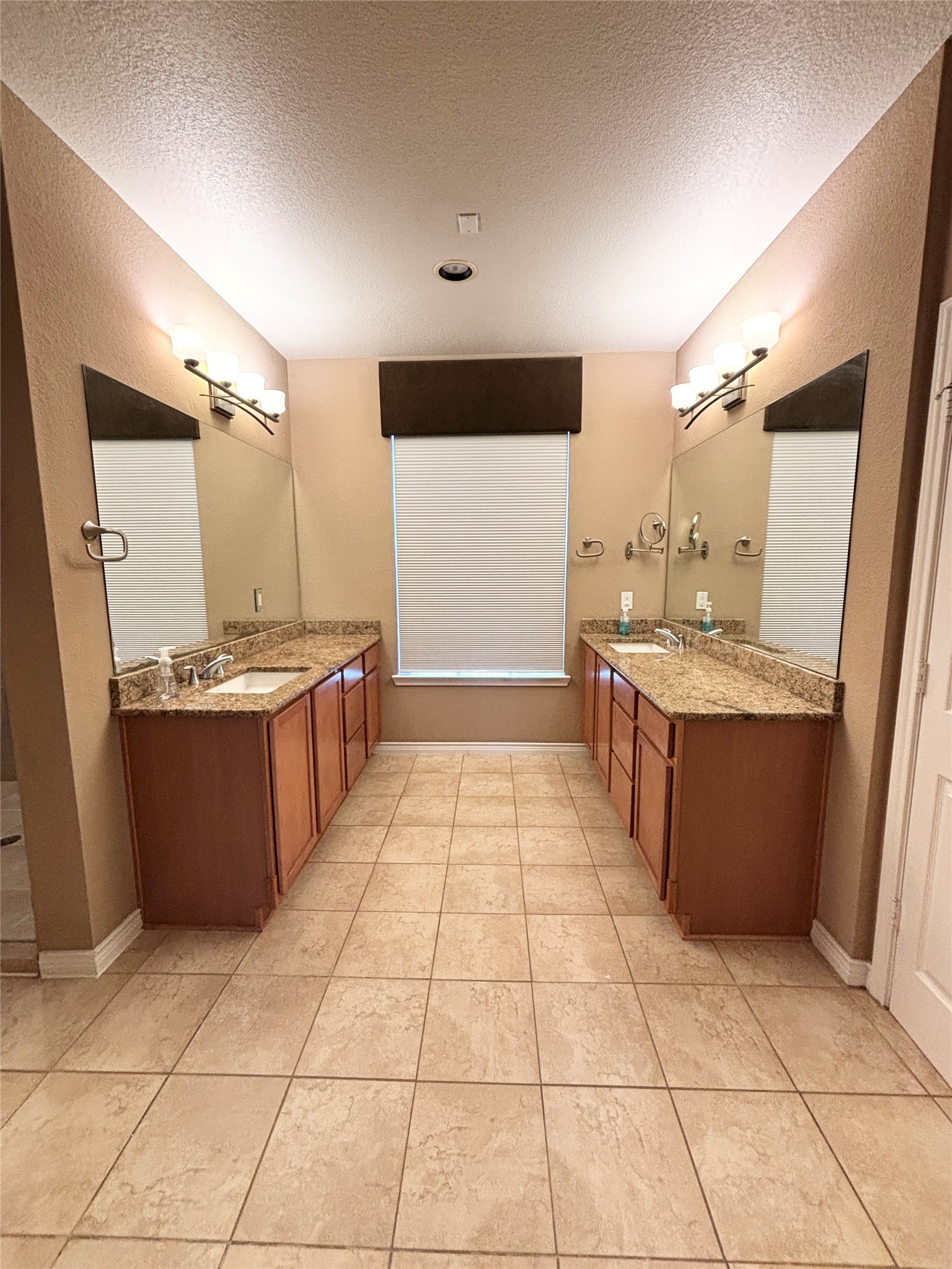 2016 Azure Pointe Richardson TX 75080