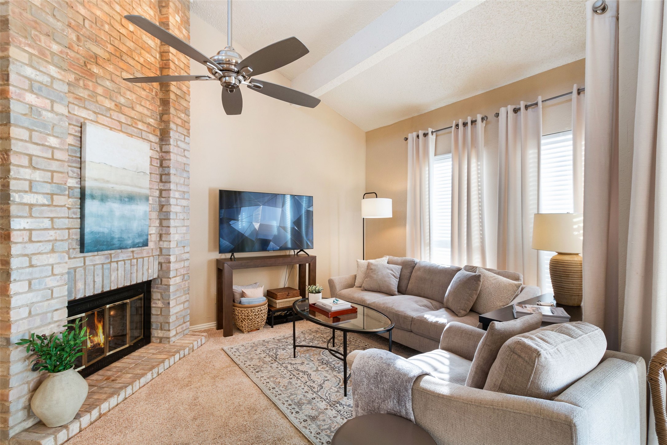 17490 Meandering Way Dallas TX 75252