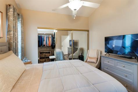 17490 Meandering Way Dallas TX 75252