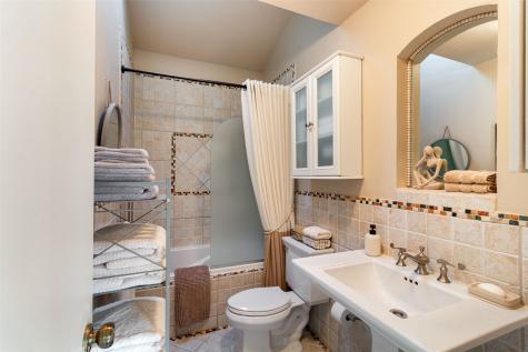 17490 Meandering Way Dallas TX 75252