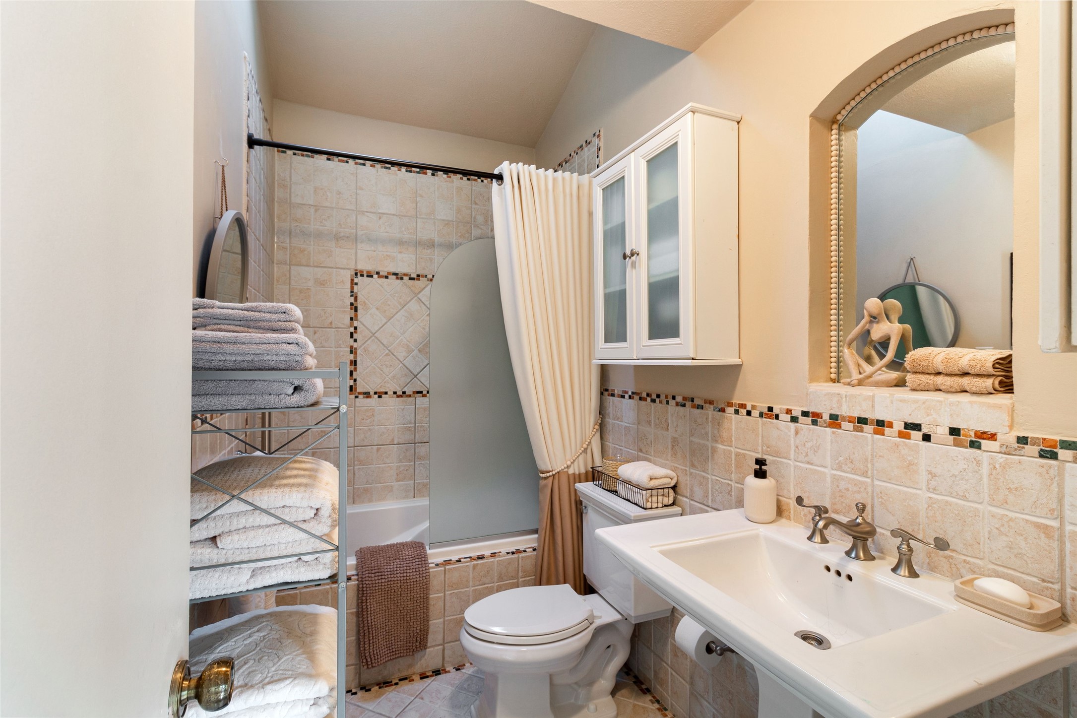 17490 Meandering Way Dallas TX 75252