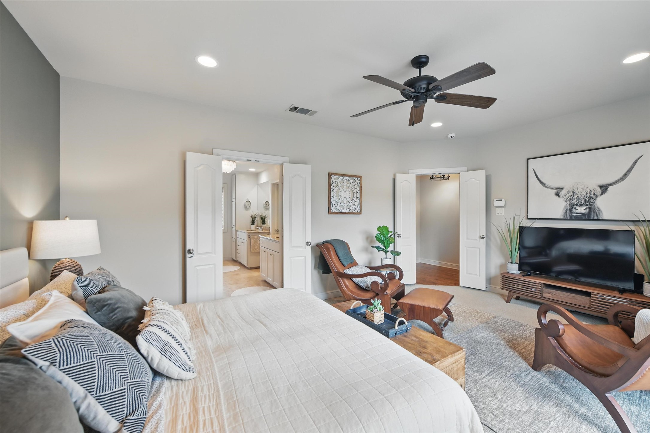 261 Casa Blanca Avenue Fort Worth TX 76107