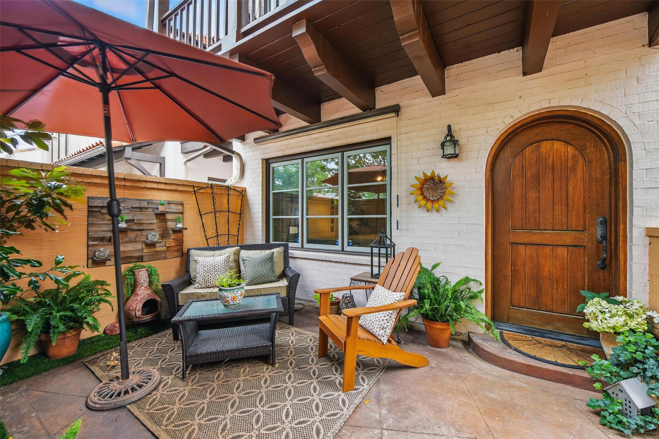 261 Casa Blanca Avenue Fort Worth TX 76107