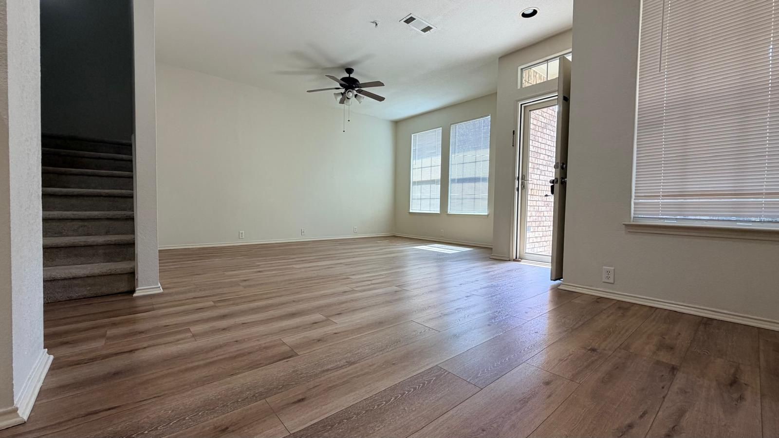 2205 Stoneleigh Place Mckinney TX 75071