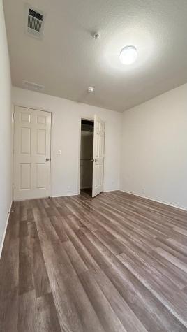 2205 Stoneleigh Place Mckinney TX 75071