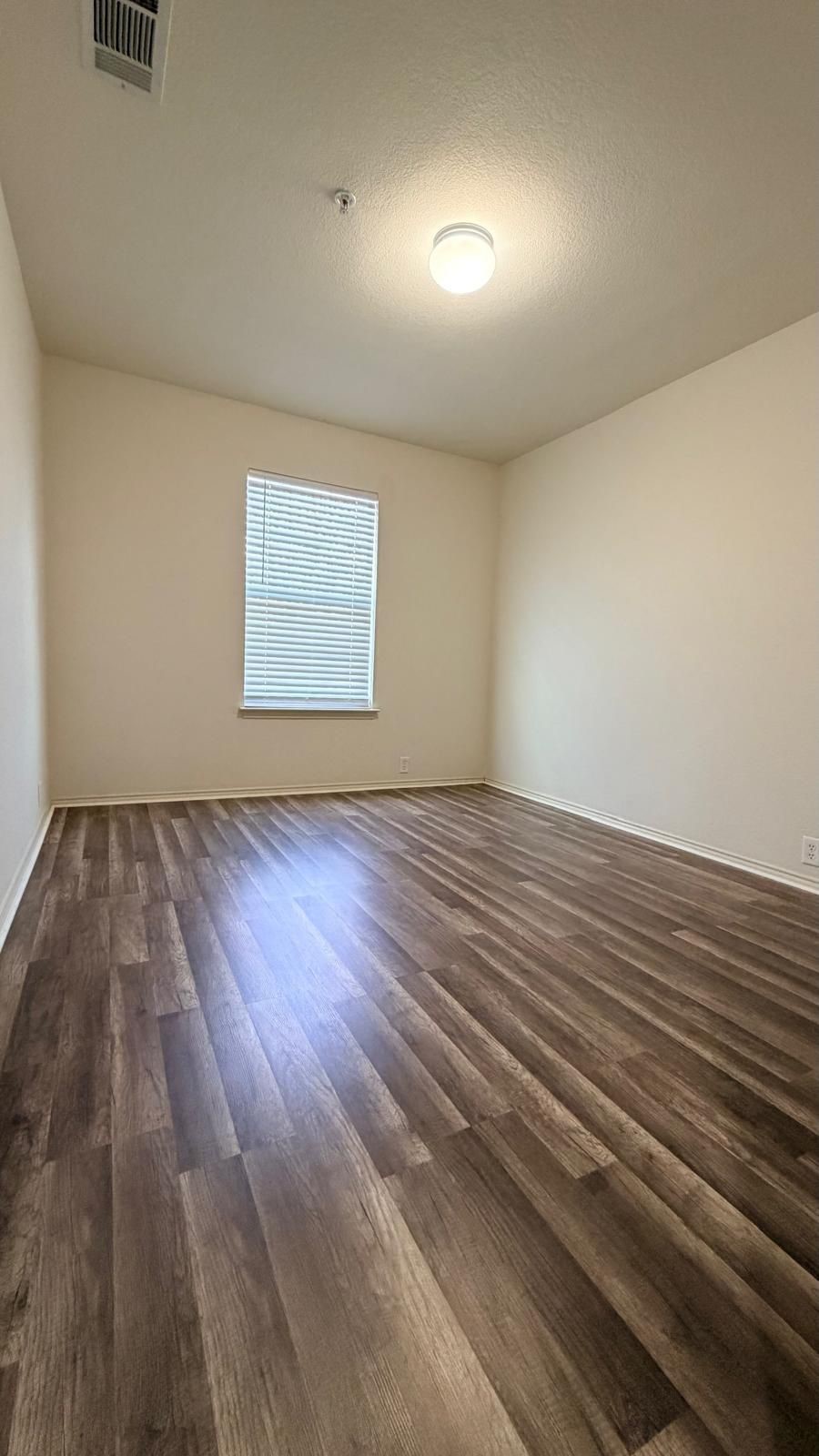 2205 Stoneleigh Place Mckinney TX 75071
