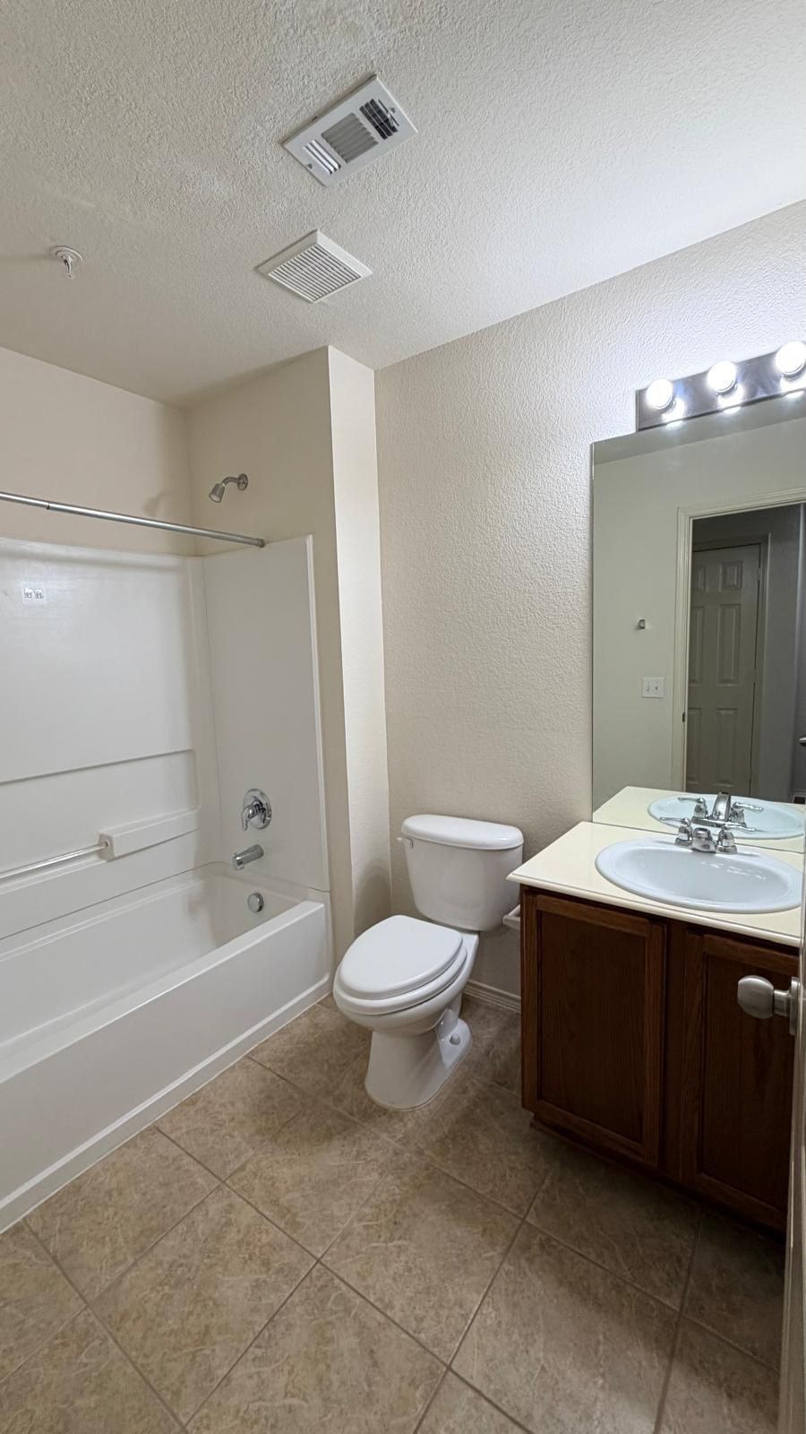 2205 Stoneleigh Place Mckinney TX 75071