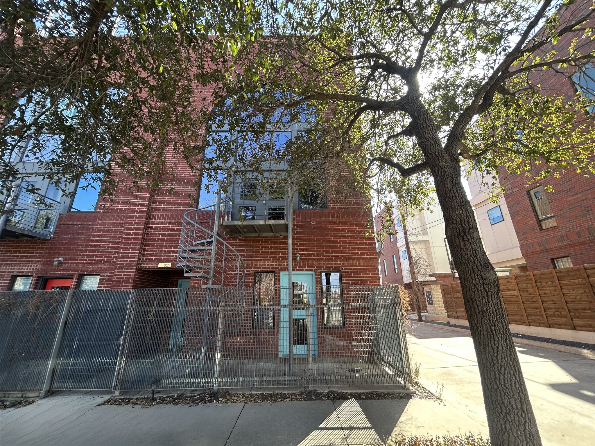 829 W Daggett Avenue Fort Worth TX 76104