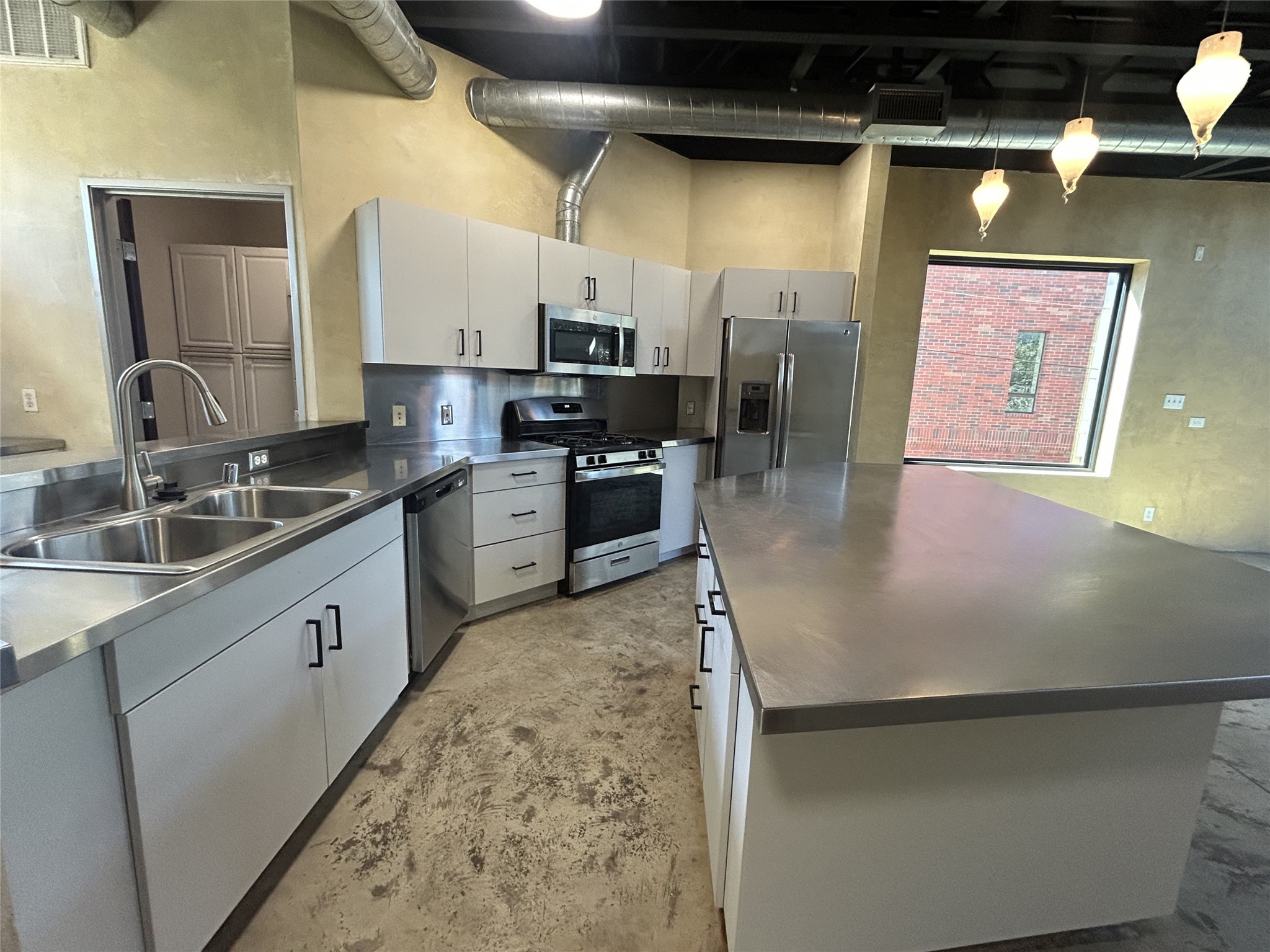 829 W Daggett Avenue Fort Worth TX 76104