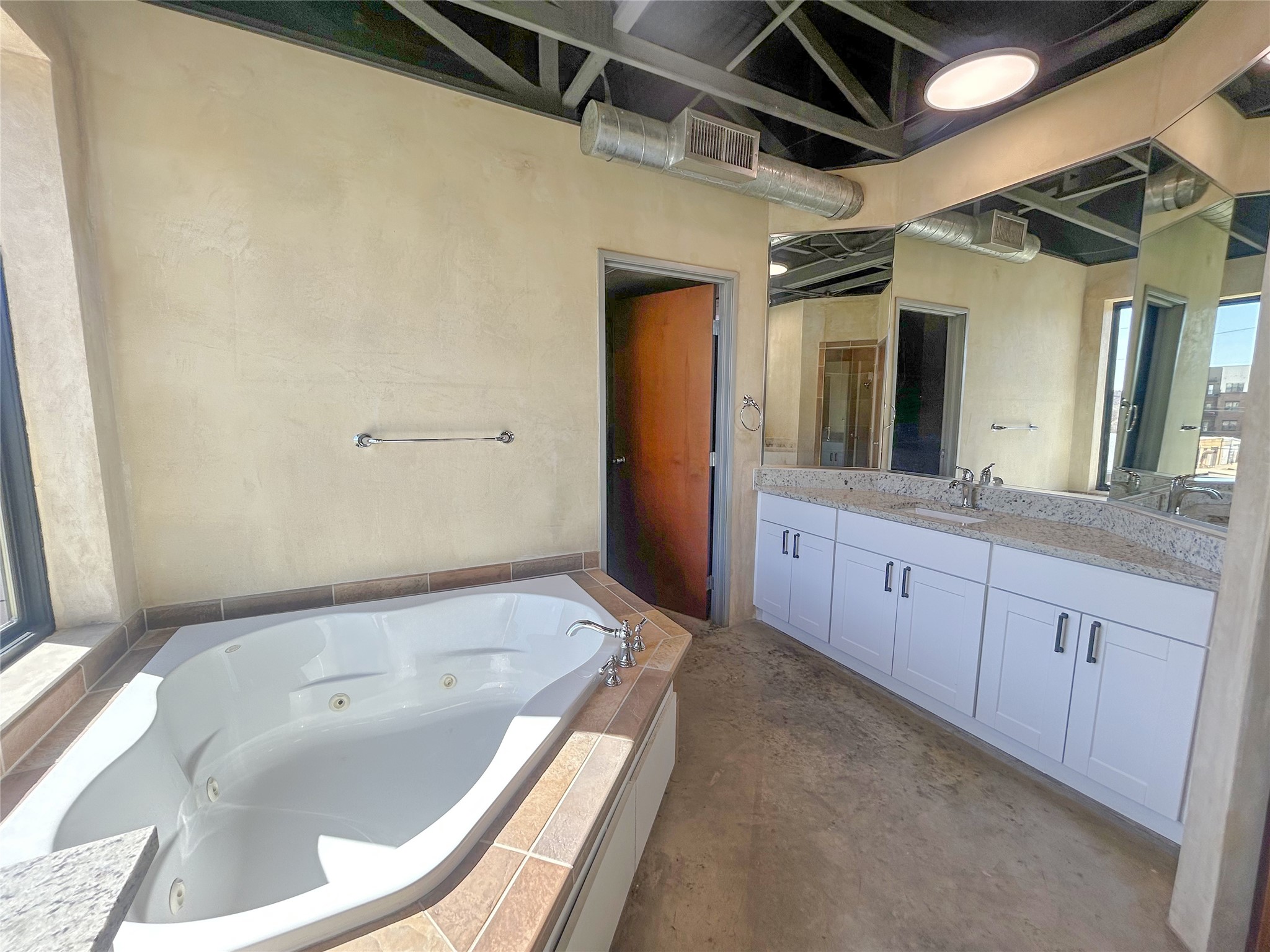 829 W Daggett Avenue Fort Worth TX 76104