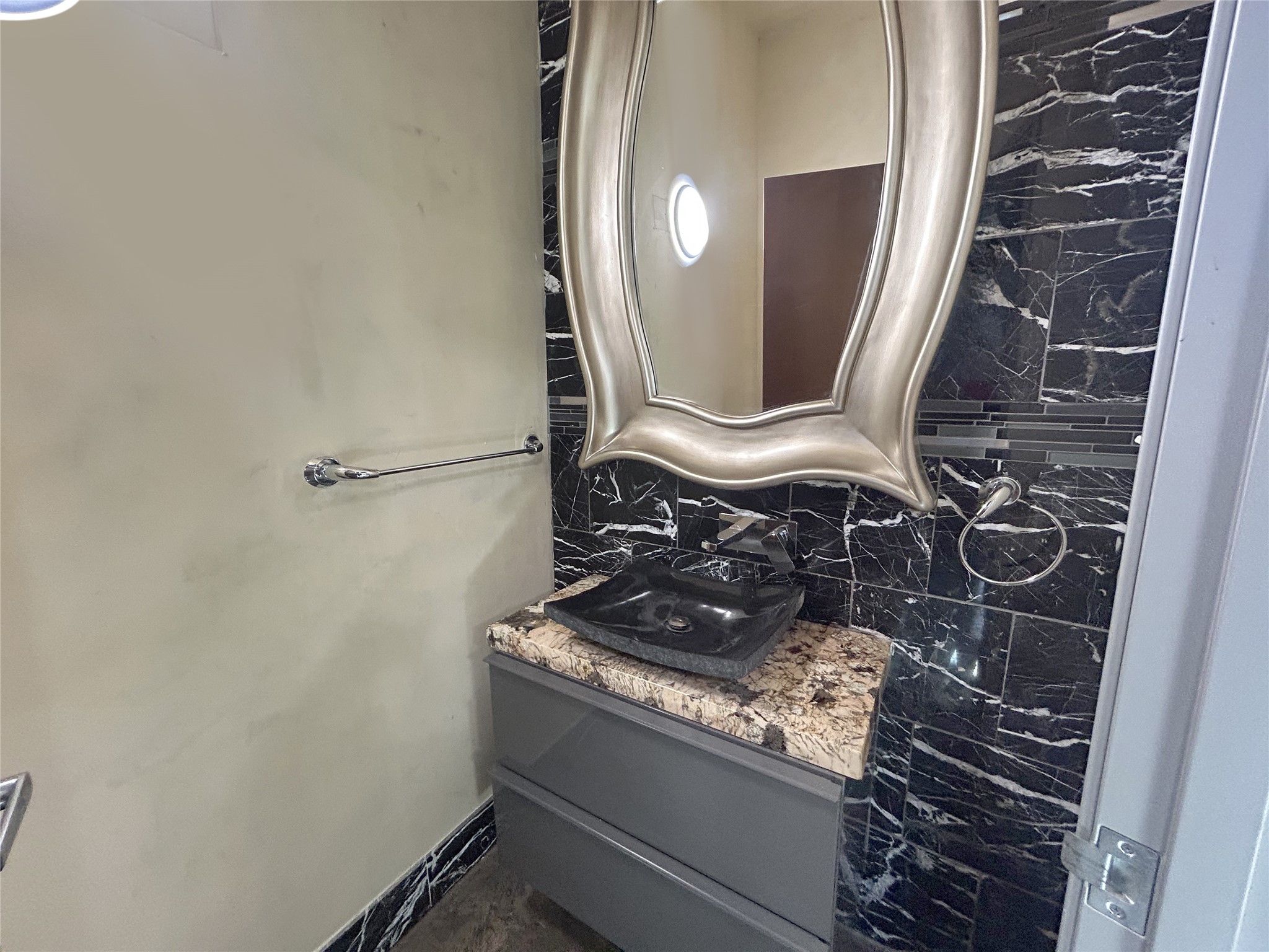 829 W Daggett Avenue Fort Worth TX 76104