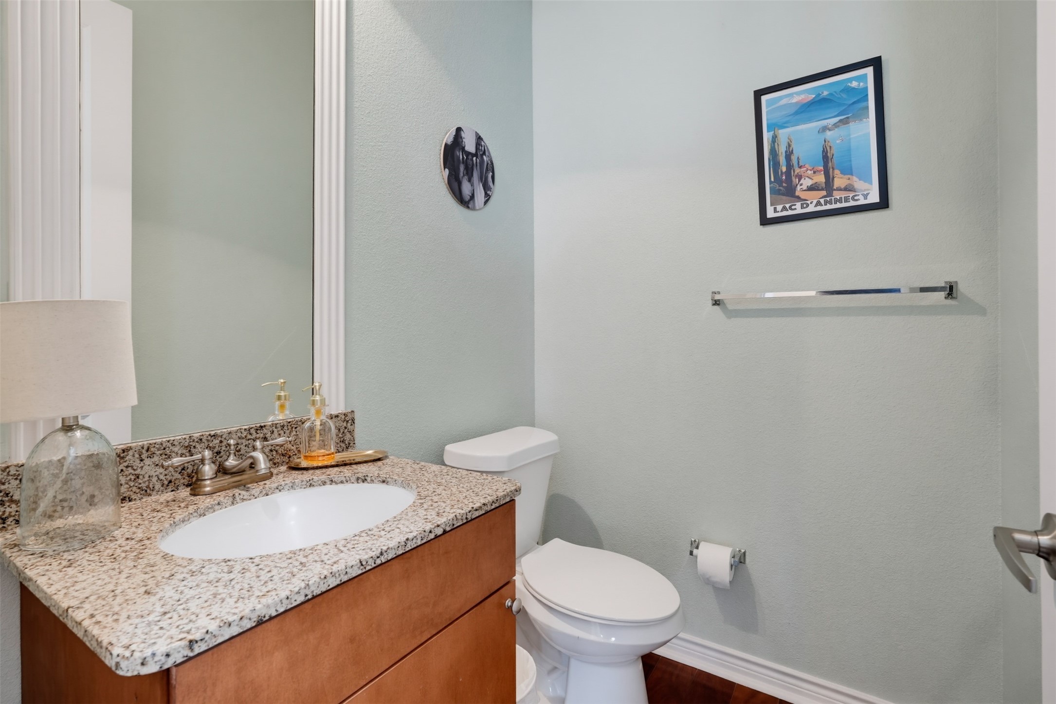 1201 Beaconsfield Lane Arlington TX 76011