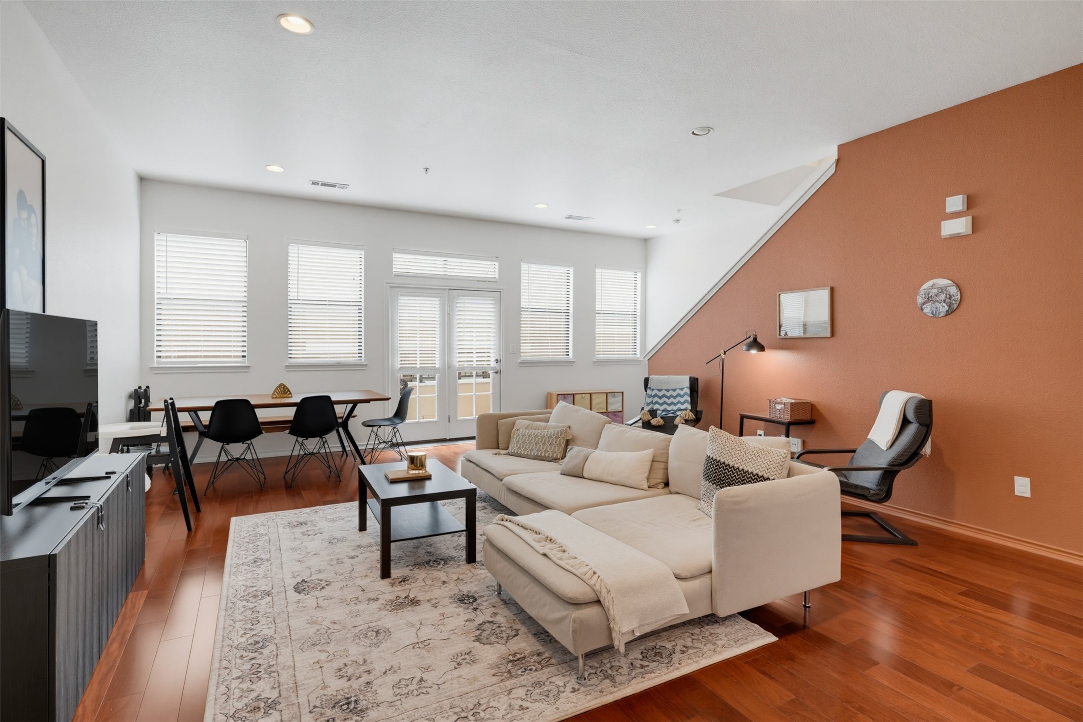 1201 Beaconsfield Lane Arlington TX 76011
