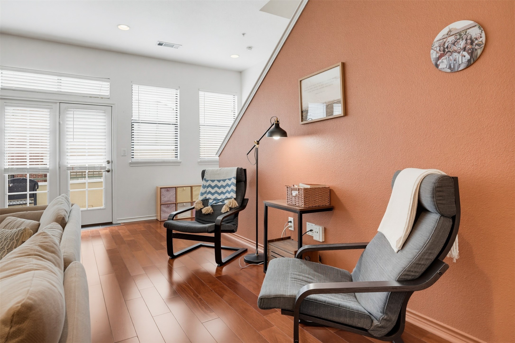 1201 Beaconsfield Lane Arlington TX 76011