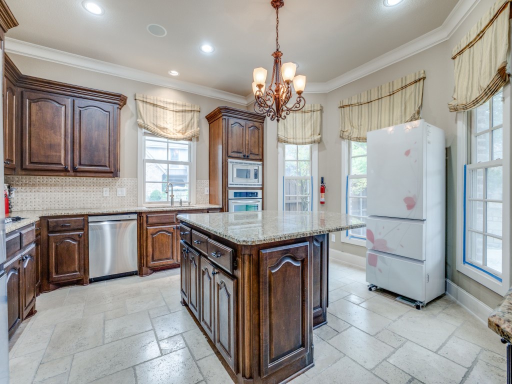 2624 Grail Maiden Court Lewisville TX 75056