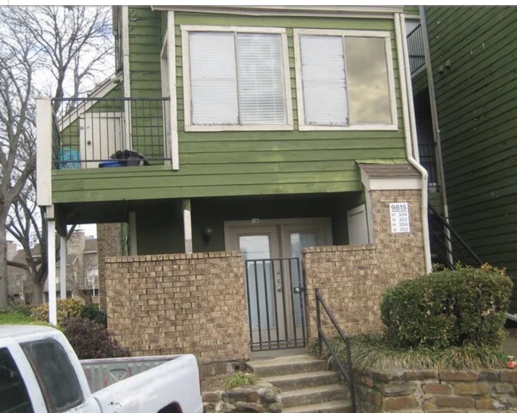 9807 Walnut Street Dallas TX 75243