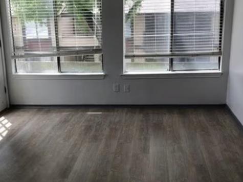 9807 Walnut Street Dallas TX 75243