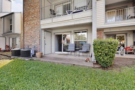 2535 Wedglea Drive Dallas TX 75211