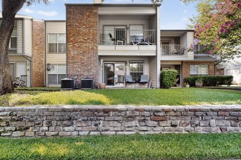 2535 Wedglea Drive Dallas TX 75211