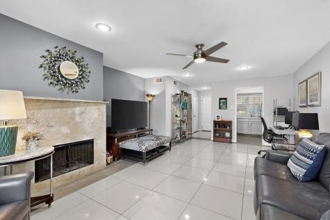 2535 Wedglea Drive Dallas TX 75211