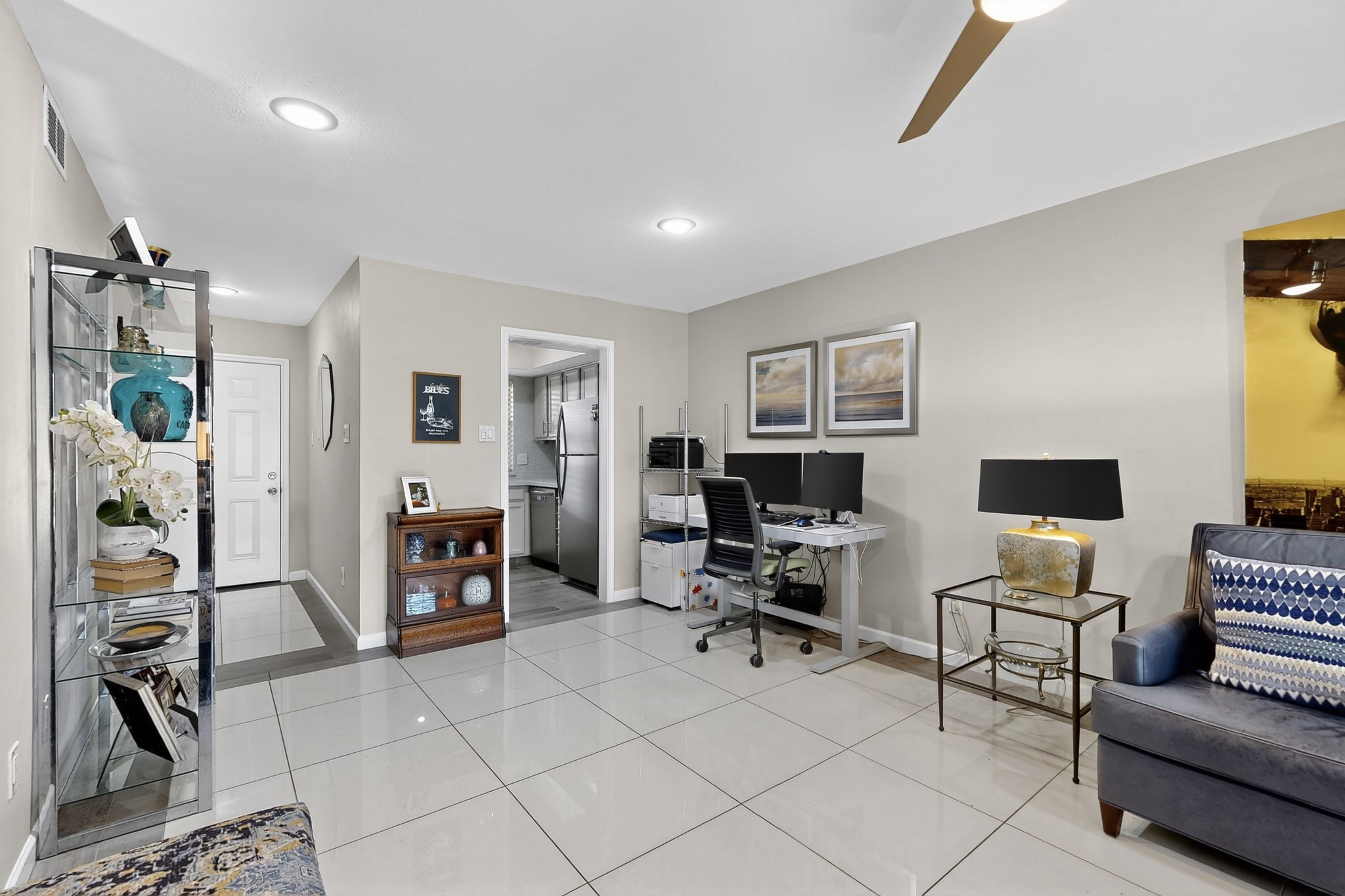 2535 Wedglea Drive Dallas TX 75211