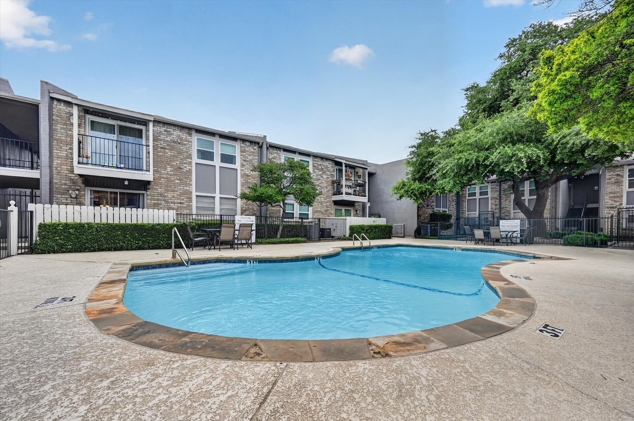 5111 Skillman Street Dallas TX 75206