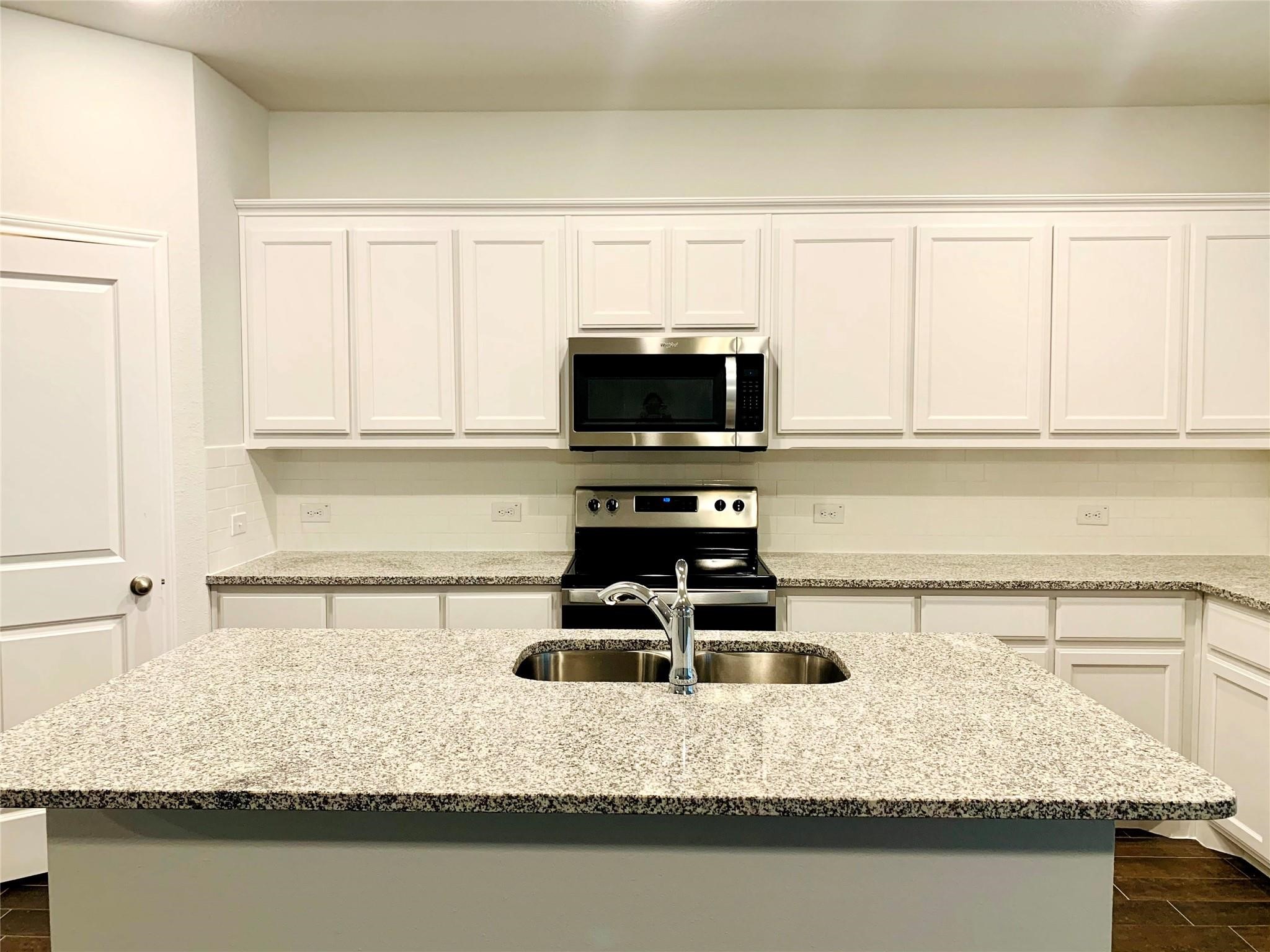 407 Milverton Drive Fort Worth TX 76036