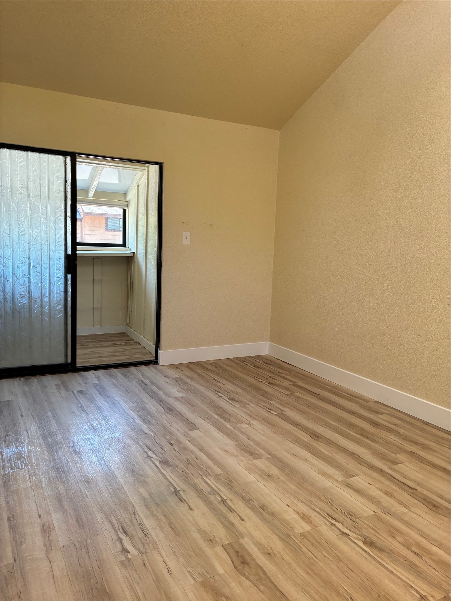 3125 Golden Oak Court Farmers Branch TX 75234