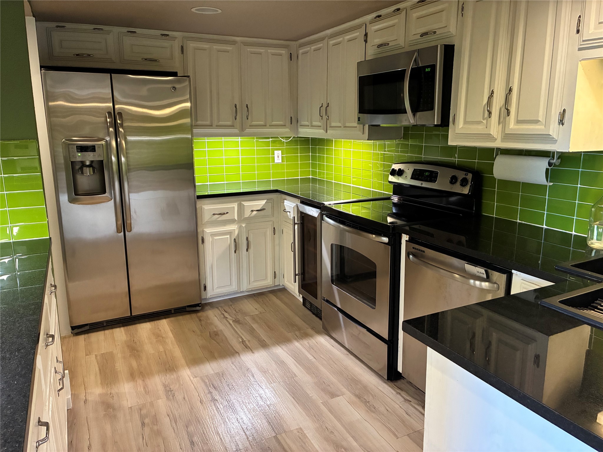 3125 Golden Oak Court Farmers Branch TX 75234