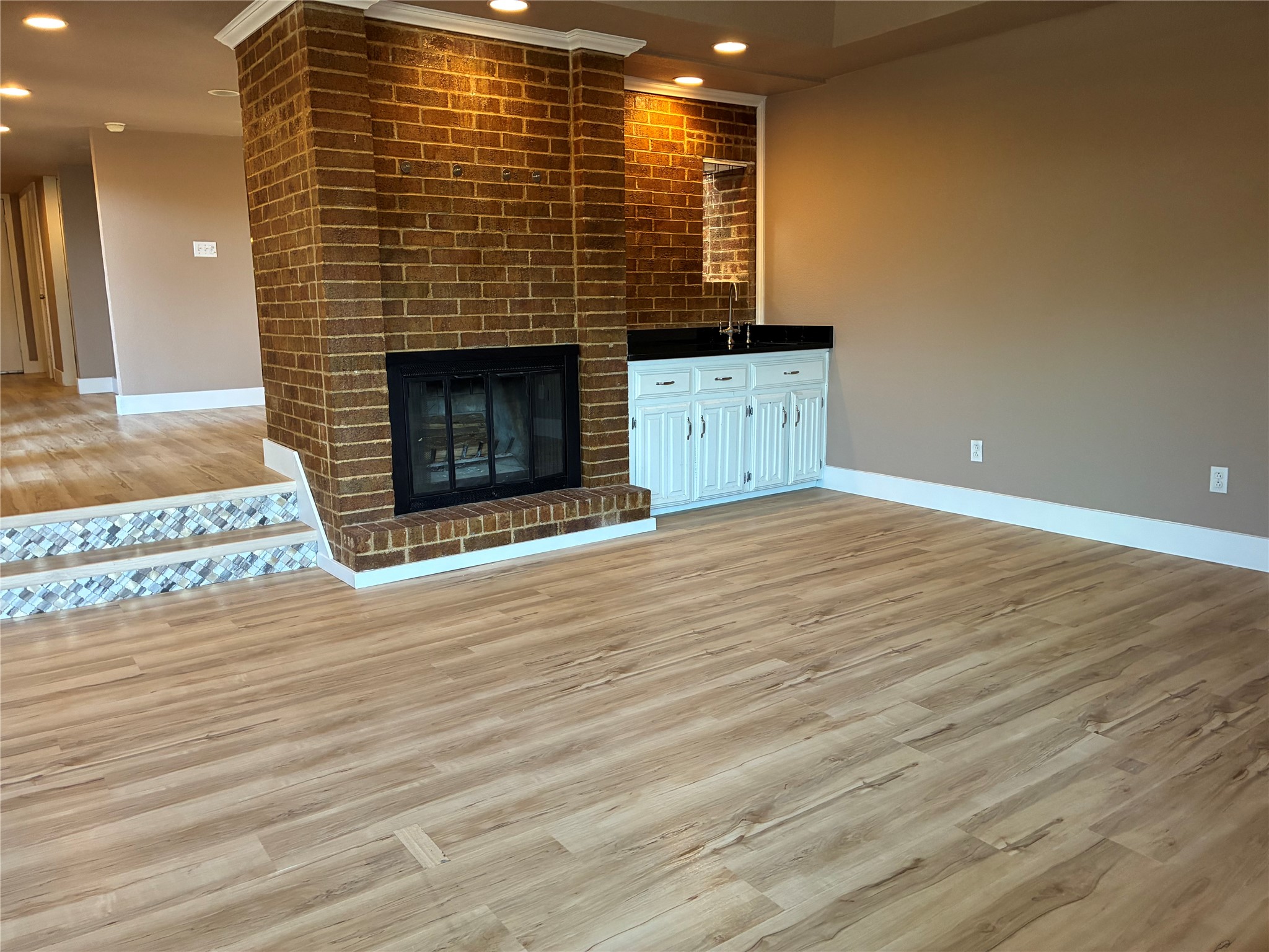 3125 Golden Oak Court Farmers Branch TX 75234