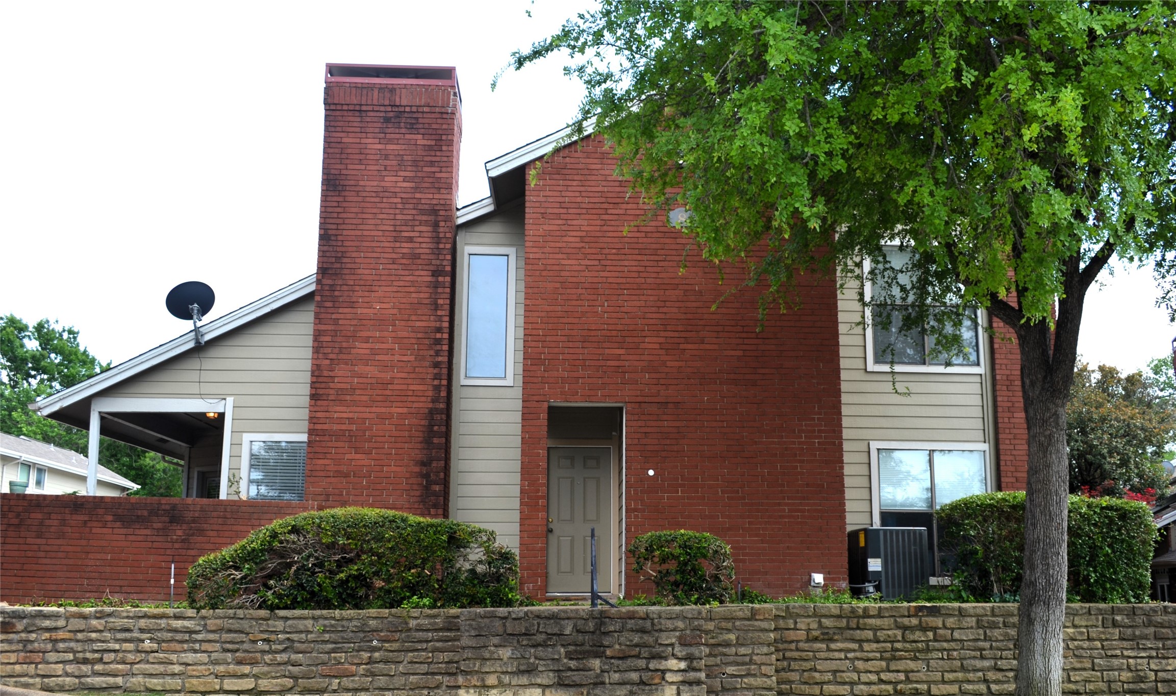 8404 Forest Lane Dallas TX 75243