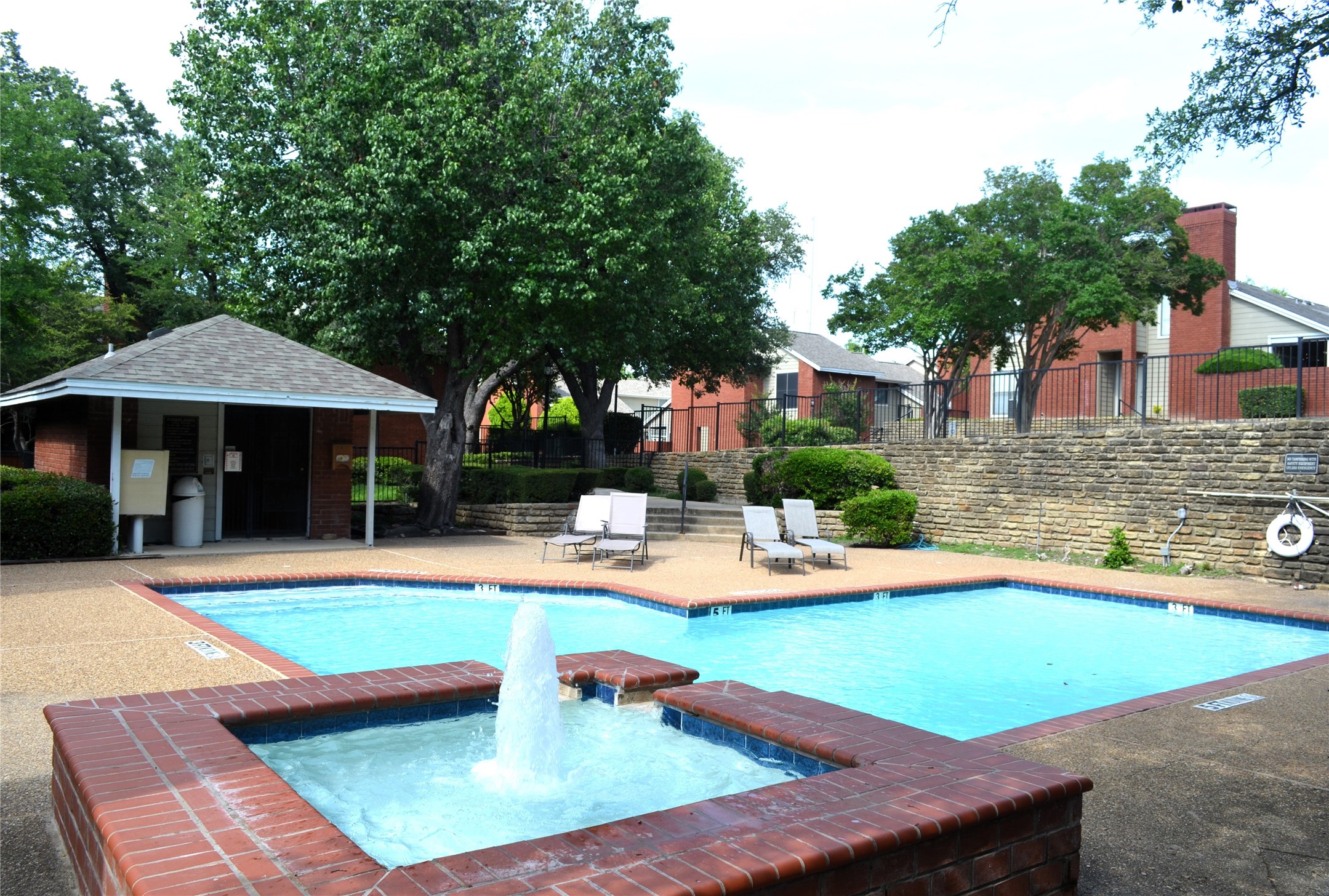 8404 Forest Lane Dallas TX 75243