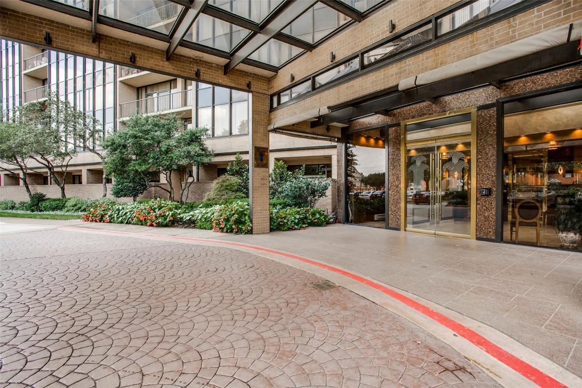 5200 Keller Springs Road Dallas TX 75248