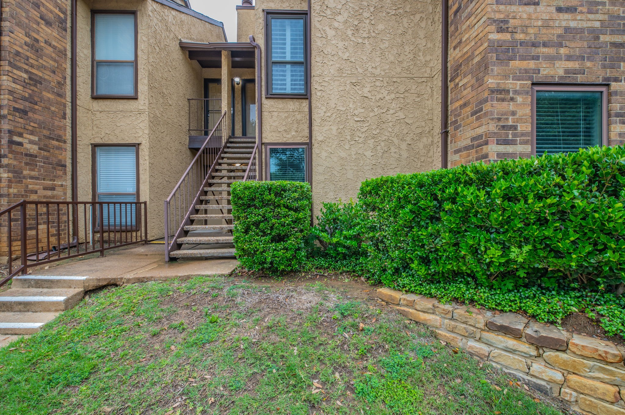 1901 Cloisters Drive Arlington TX 76011
