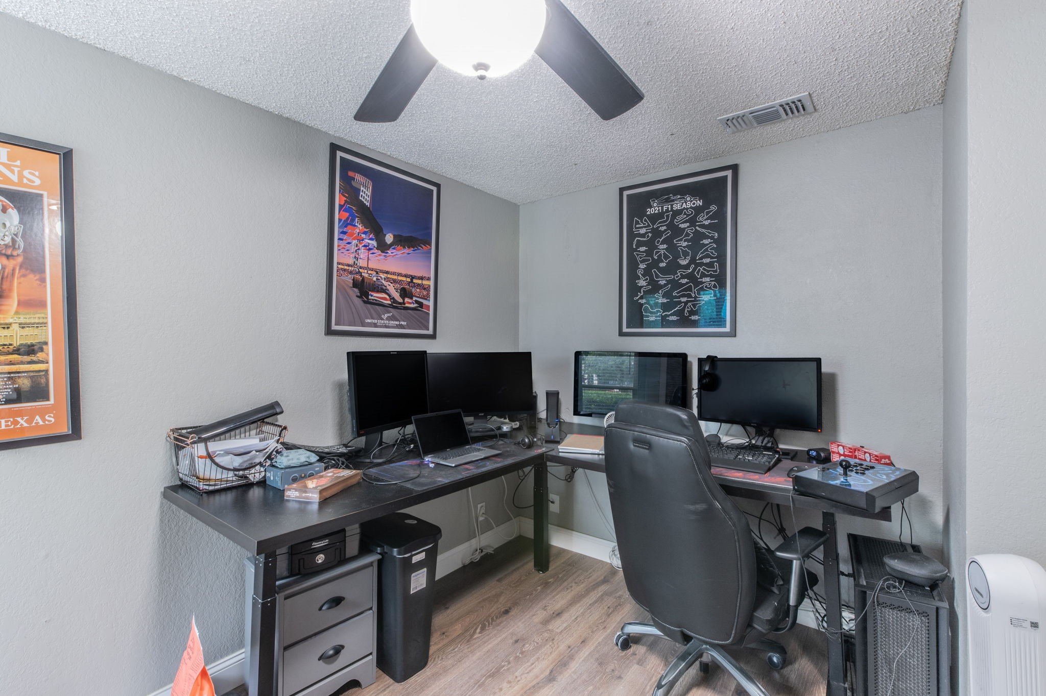 1901 Cloisters Drive Arlington TX 76011